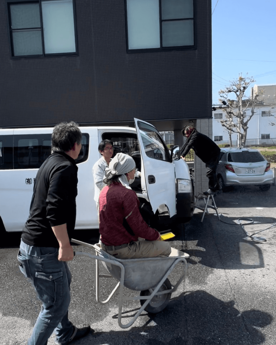 【即日入寮・3食付き・日払い】土木作業スタッフ募集