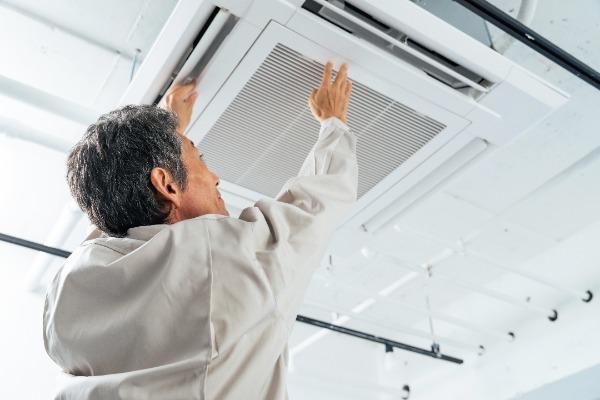 【埼玉県】嬉しい週休2日！未経験から手に職をつける！電気・空調工事スタッフを募集中