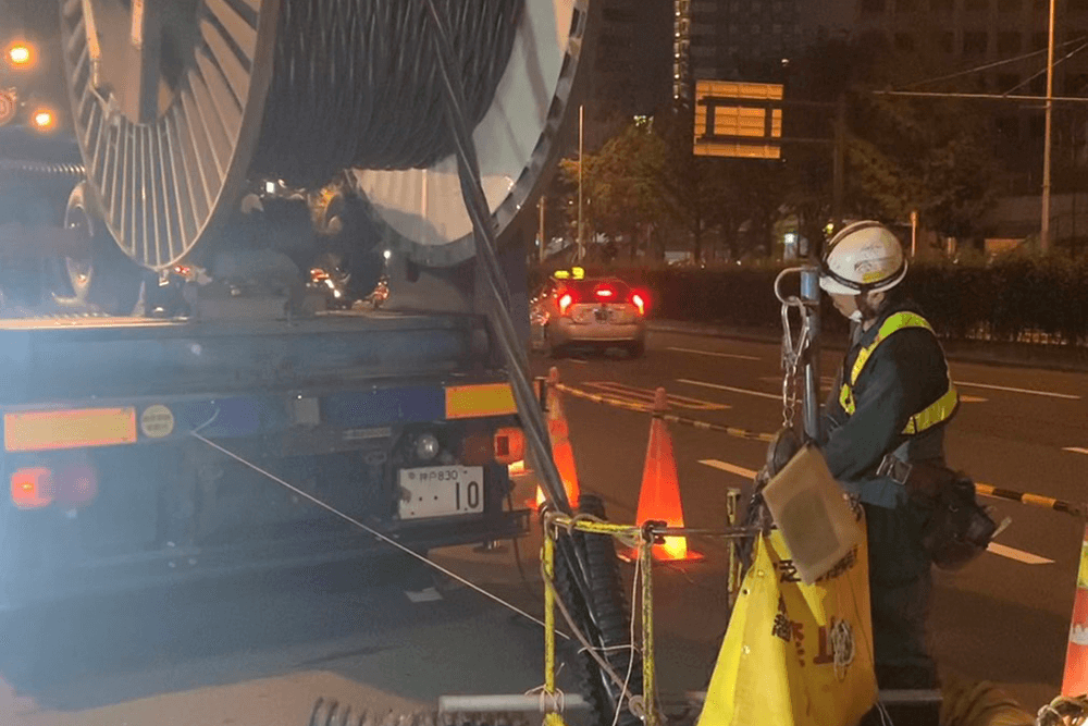 地中に電気の道を作る！🏗️ 誰もが知るインフラを支える、やりがい満点の仕事に挑戦しませんか？