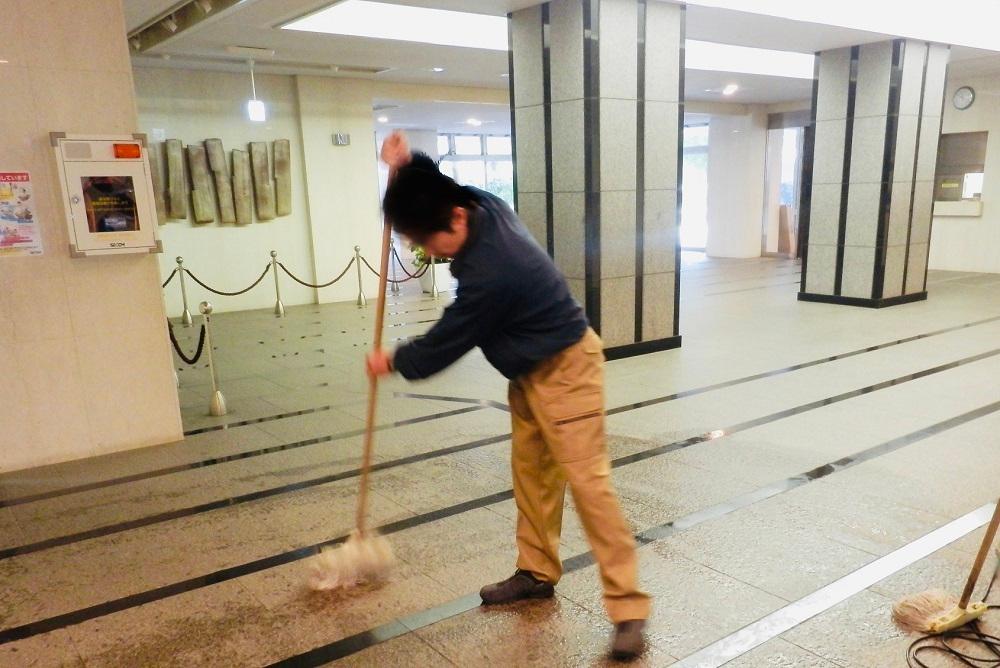 【未経験OK｜20代～70代活躍中】東京都新宿区で清掃スタッフ募集！