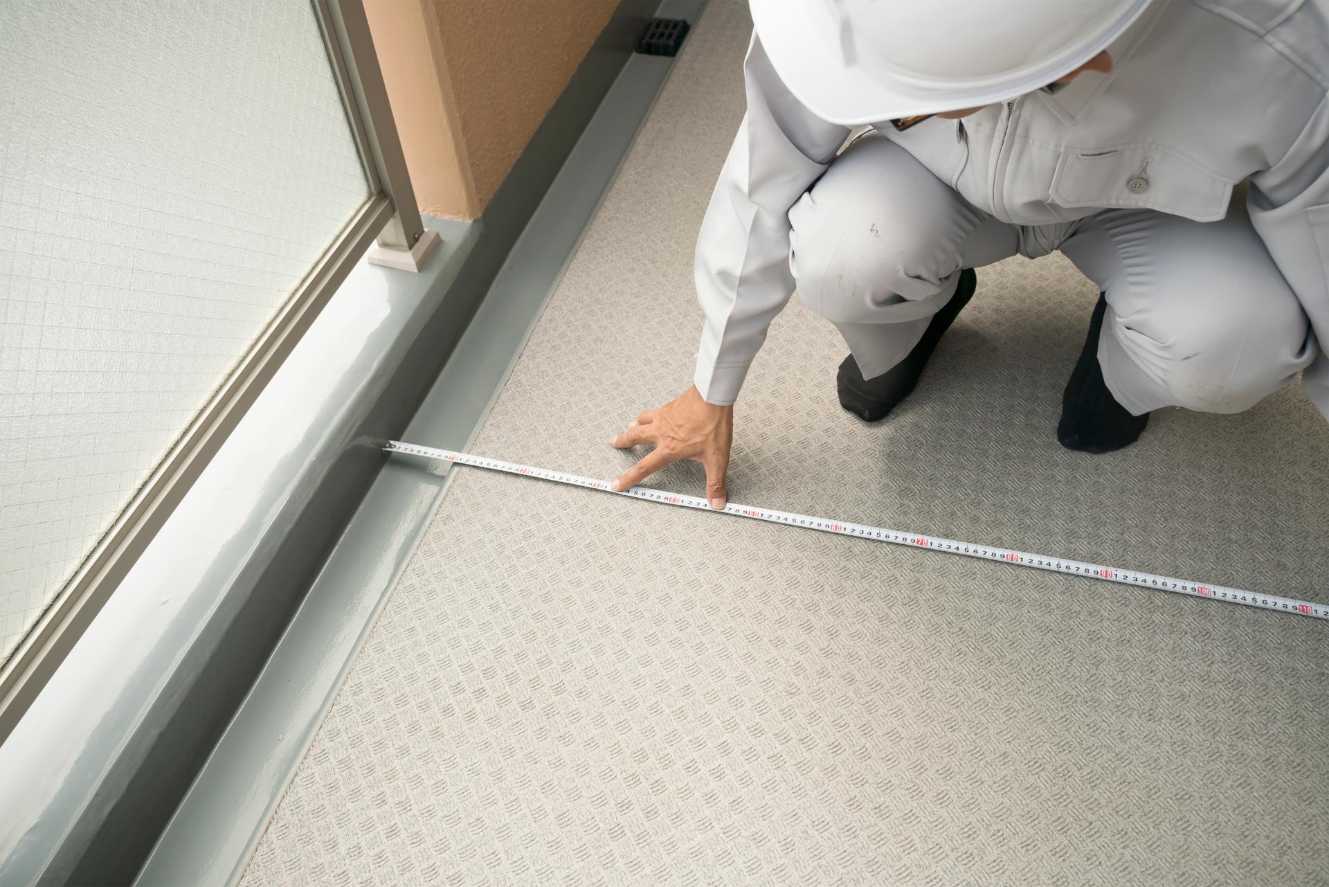 防水工事の現場スタッフ｜日給1.3万〜｜利益還元手当あり｜若手活躍中｜足立区