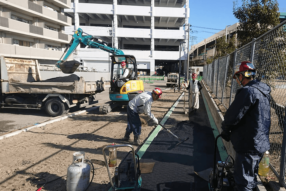 重機オペレーター（車両系）／川口市／日給1.2万～／手当充実