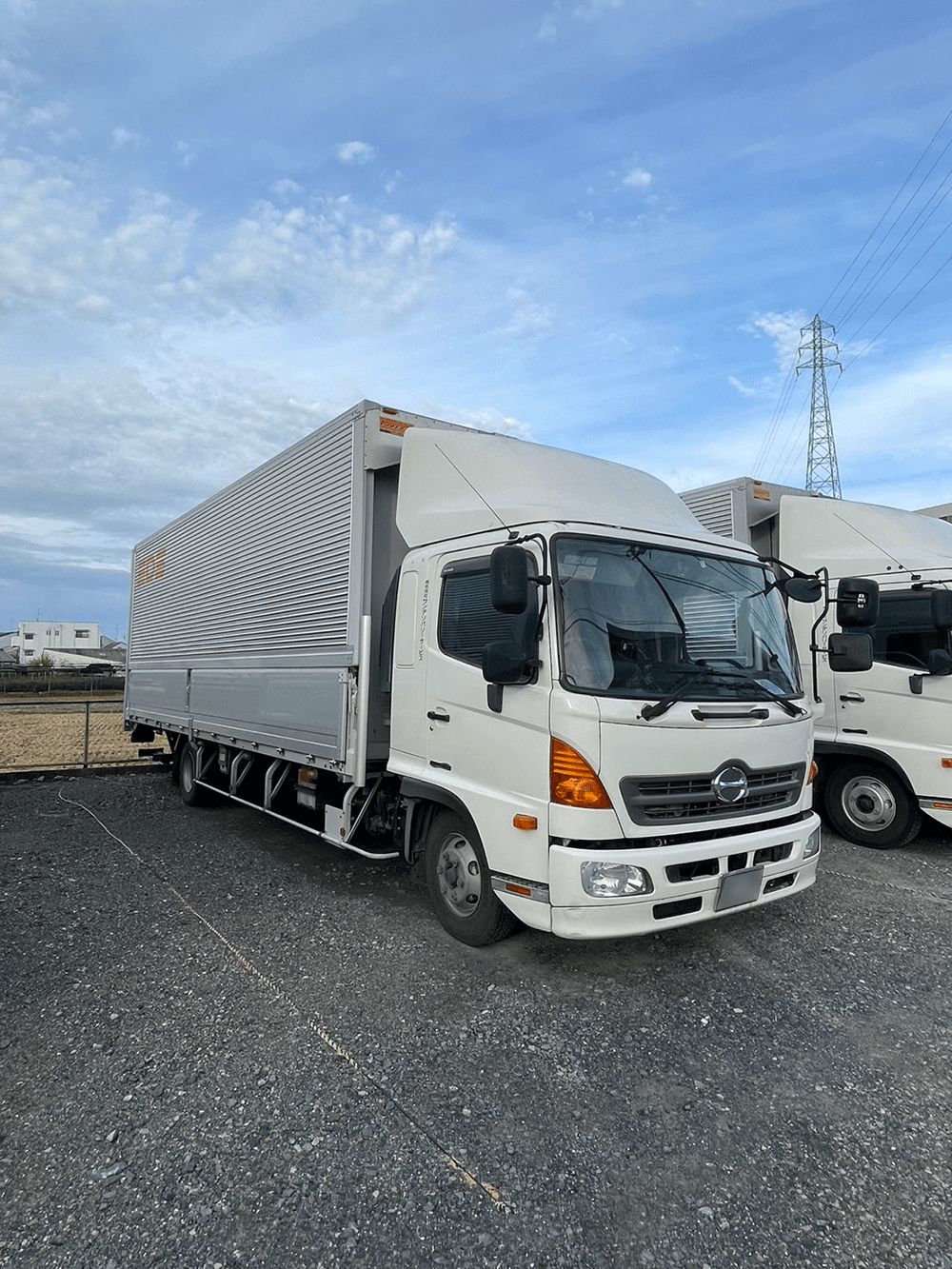 4t・2tトラックドライバー／宇治市／月35万可／土日休み