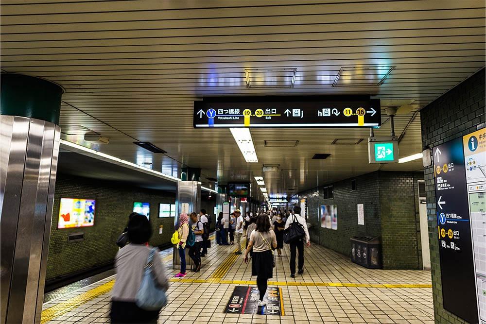 【鉄道設備の更新工事で景気に左右されにくい＆資格ゼロから始められる】大阪市住之江区で電気工事スタッフ募集！ 2
