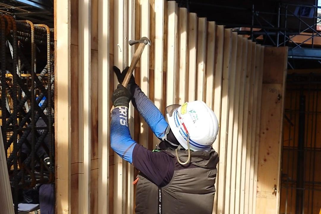 【月給25万＆社員寮完備・家族入居OK】横浜市で型枠工事スタッフ募集！ 3
